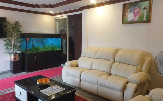 Hotel APM Grand