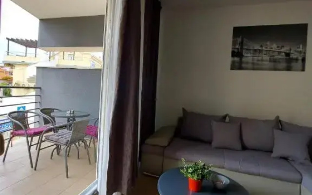Luciano Apartment