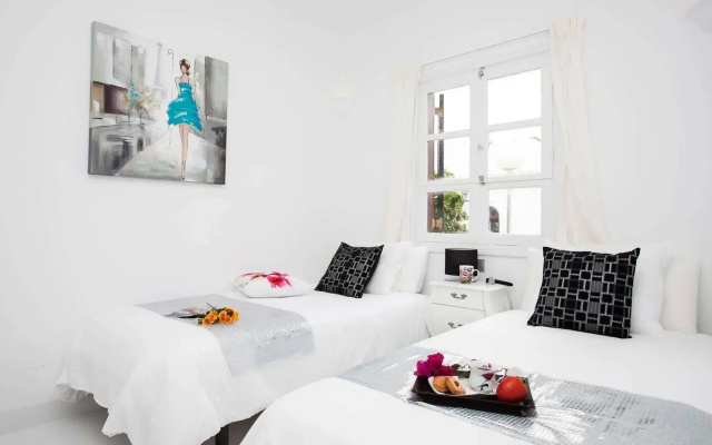 Villa Granada by Vacanzy Collection