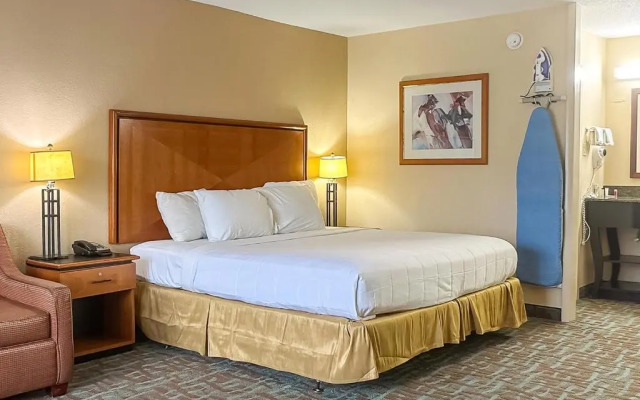 OYO Hotel Harriman near I-40