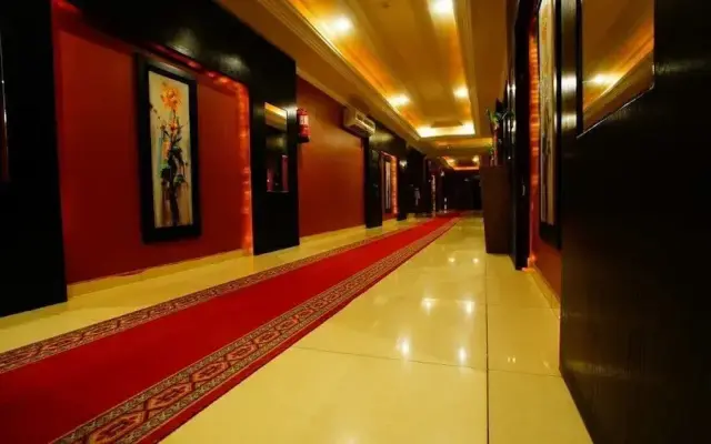 Sama Al Qasr Al Muhammadiah - Economic