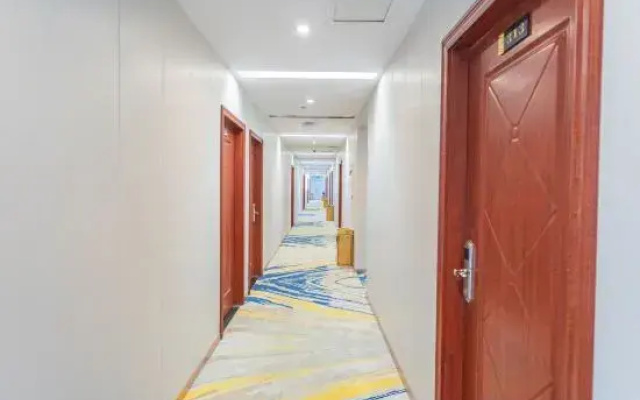 Wanya Hotel