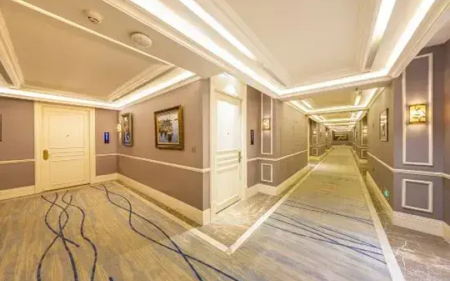 Lanbo Liangshan Hotel