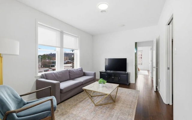 Apex Executive Apartments - 30th Ave