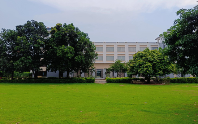 Savitri Resorts