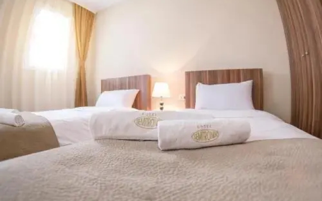 Semitronix Hotel