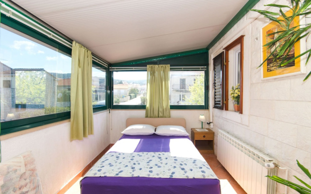 Apartment Vrilo