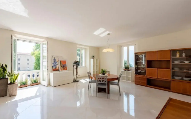 Life & View Luxury Apartments