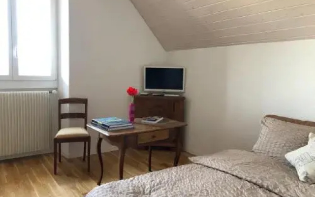 La Maison Des Copains