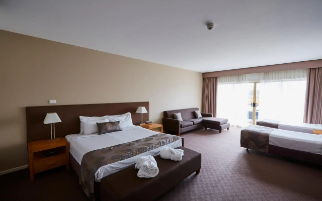Mornington Hotel