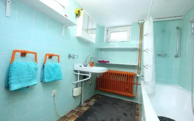 6678 Privat-Souterrain-Apartment