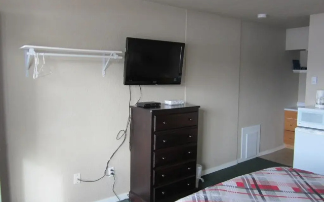 Hideaway Inn