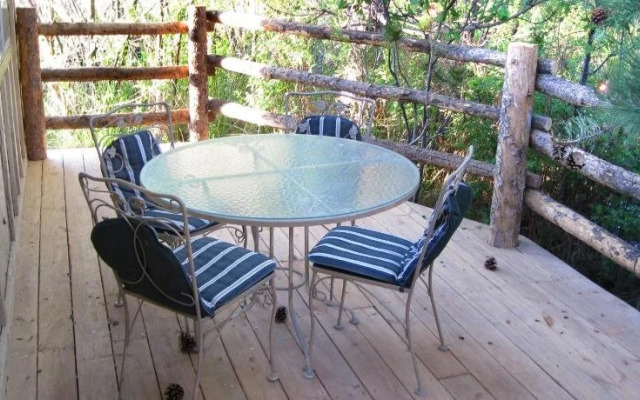 The Cedaredge Lodge