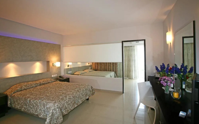 Sun Palace Resort & Spa - All Inclusive
