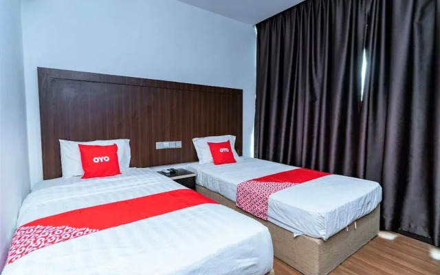OYO 90375 Reggae Inn