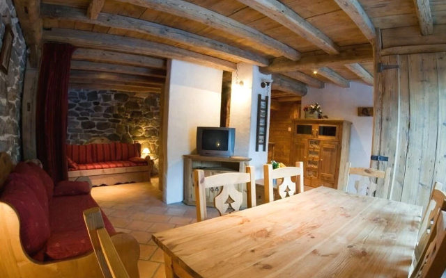 Chalets Clovis I & II