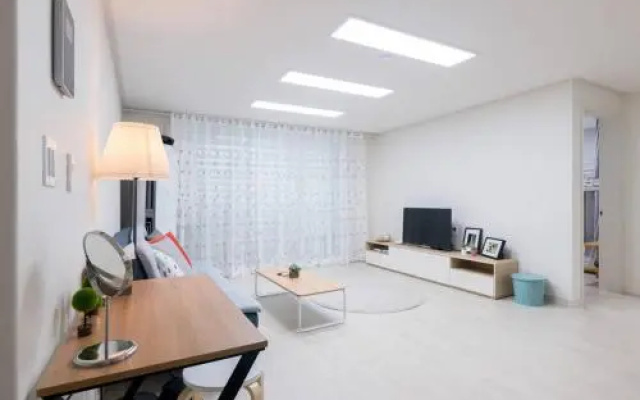 Room Seoul 1987