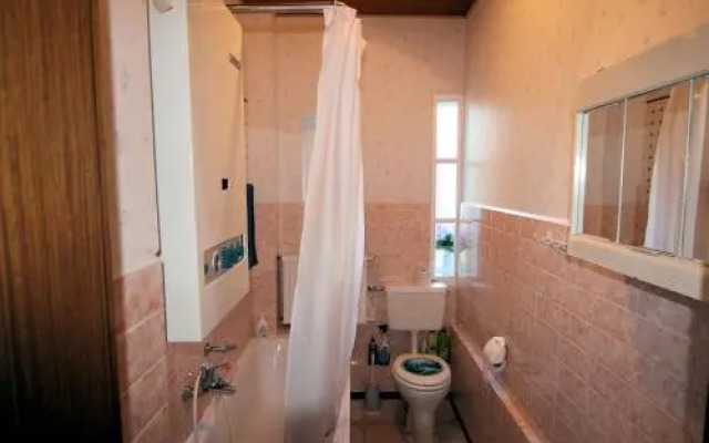Laatzen - Private Apartment