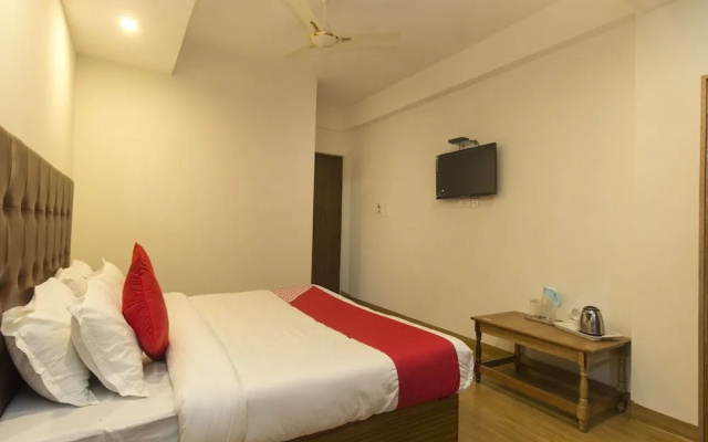 OYO 14341 Hotel Highland Vista