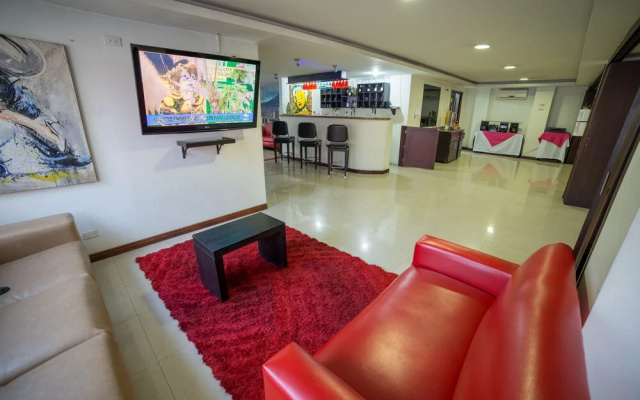 Hotel 33 Conquest