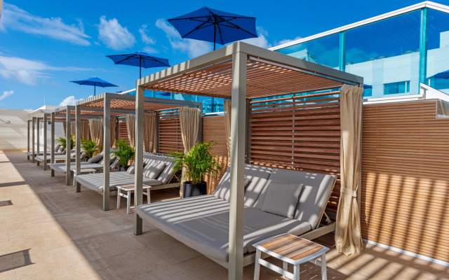 Aquamare Hotel
