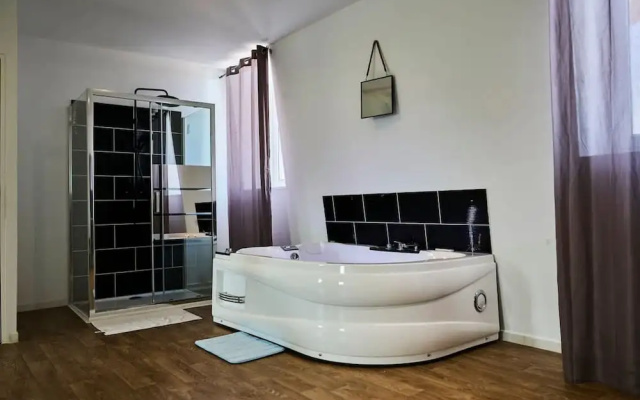 Le Grand Duplex Balneo 10 Minutes de la Gare