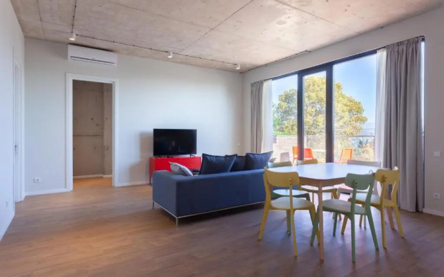 stylish 3BR apt with 2 balconies in historic Tbilisi
