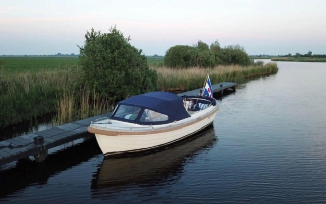 Chalet in Friesland Near Nature Reserves