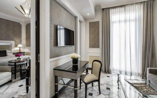 Отель Baglioni Regina 