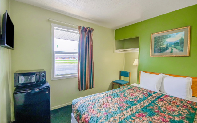 Travelier Motel - Macon