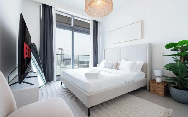 KeyRock - Sea View Beachfront Penthouse