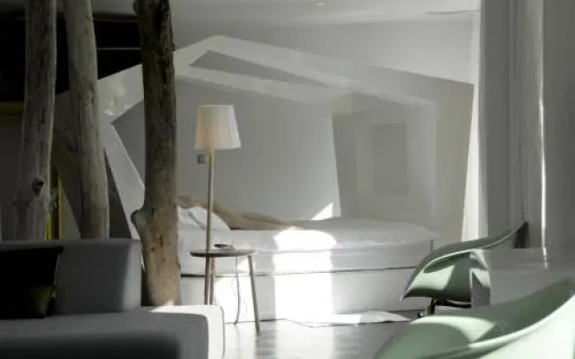 Sint Ji Design Rooms