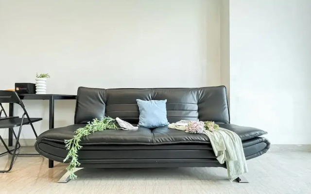 Monochrome Style 1Br At Branz Bsd City Apartment