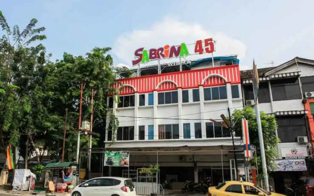 Sabrina Wisma 45