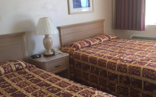 Sway Hotel Lake Havasu