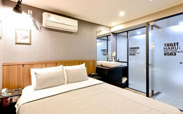 Haru Hotel
