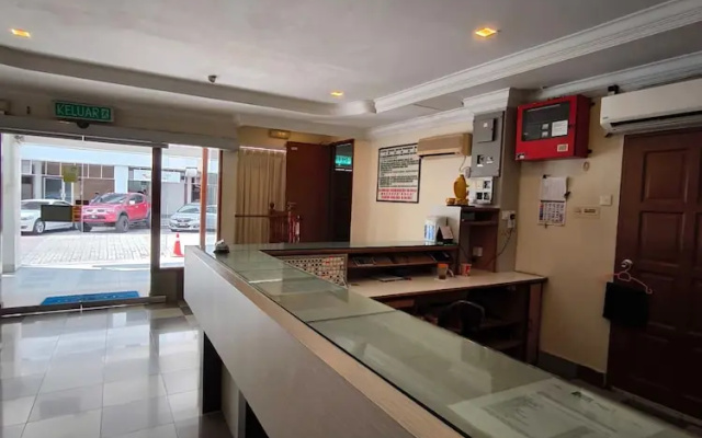 OYO 90895 Hotel Ikia