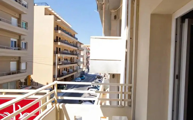 Kronos Hotel