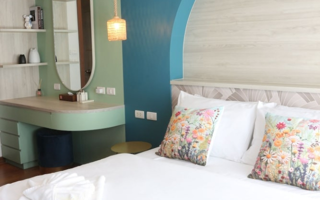 J The Park Condotel