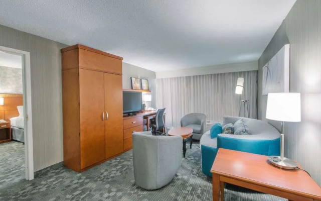 Courtyard Nashua