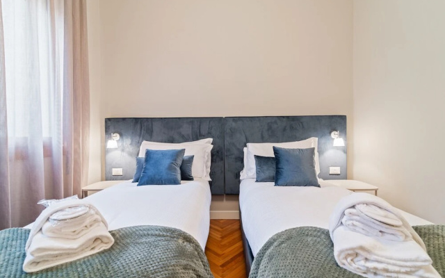 San Fermo Luxury Apartment