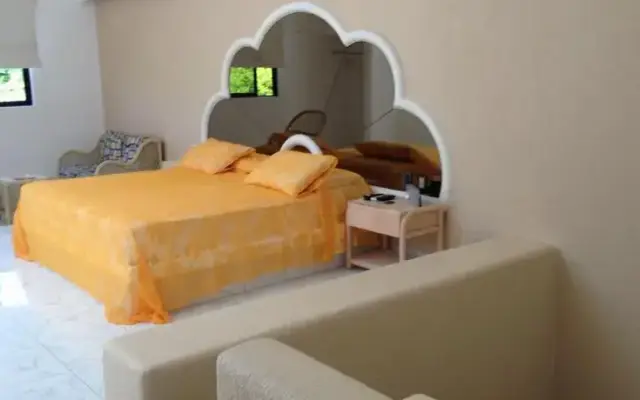 Love Hotel Parador Diamante