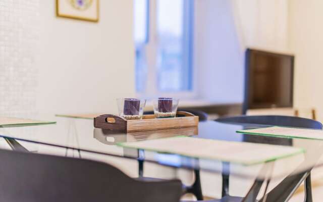 Апартаменты GM Apartment Smolenskaya-Sennaya 27