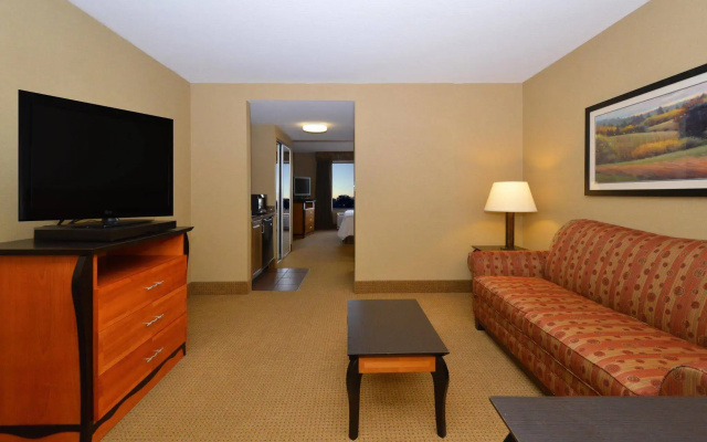 Hampton Inn & Suites Carson City