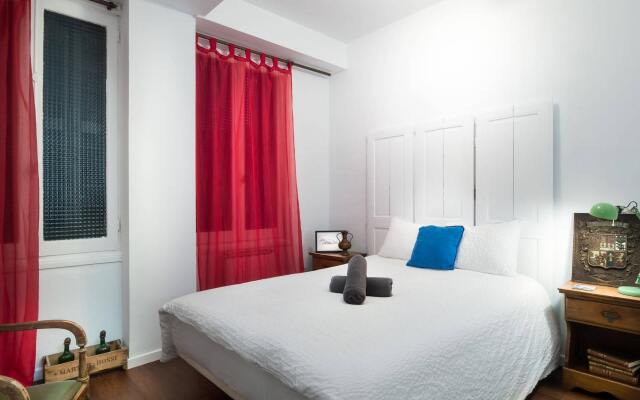 Отель Off Beat Guesthouse Испания, Сан-Себастьян - отзывы, цены и фото номеров - забронировать отель Off Beat Guesthouse онлайн вид на фасад