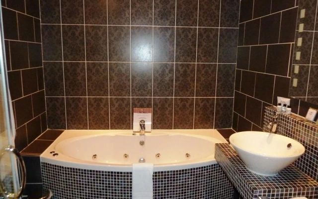The Jersey Farm Country Hotel