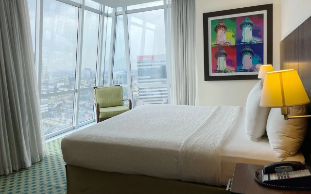 Courtyard by Marriott Guayaquil