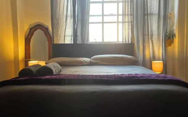 Marble Arch Chic Apartment With Air Conditioner