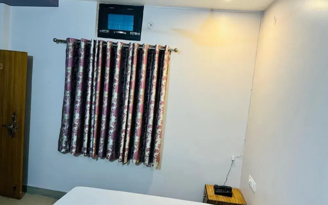 Krishna guest house