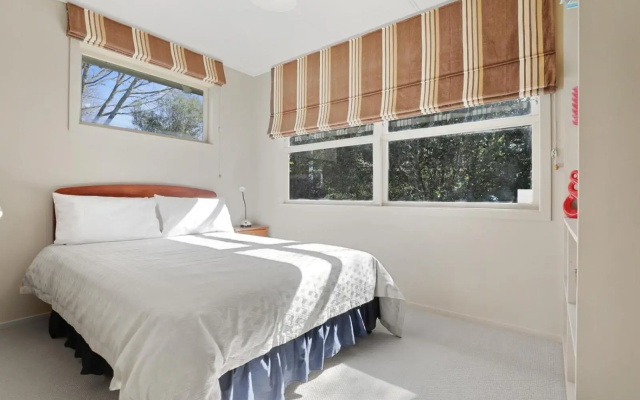 Pukeko Lodge - Tūrangi Holiday Home